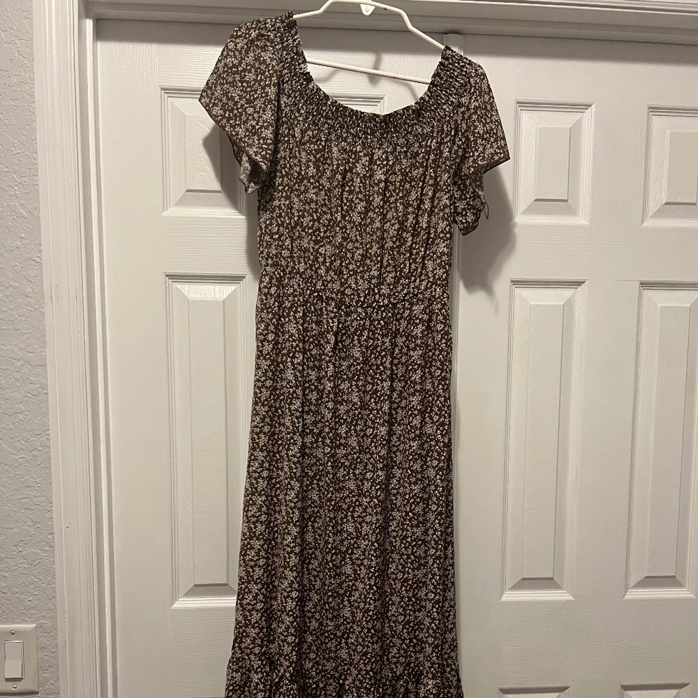 Boutique off shoulder Maxi Dress